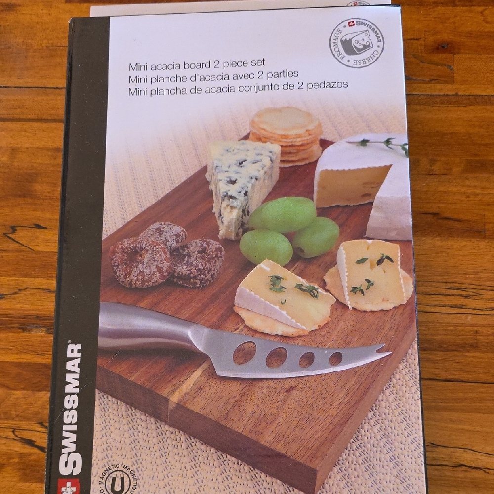 Acacia Cheese Board Set with Stainless Steel  Knife